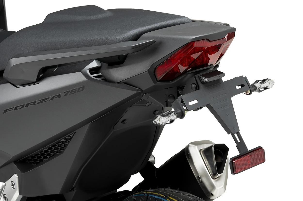 PORTAMATRICULAS HONDA FORZA 750 25'