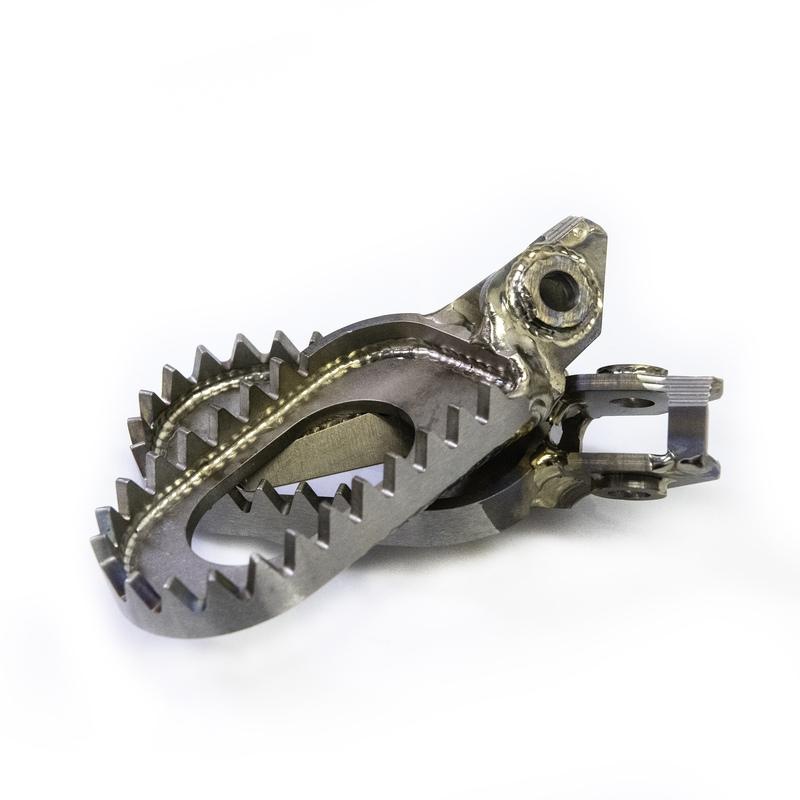 ESTRIBERAS RFX FACTORY SERIES - TITANIO 1128427 FXFR10100GPTI